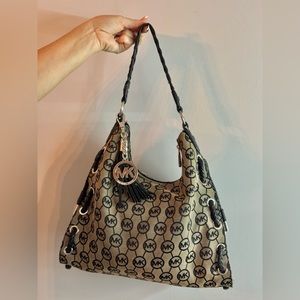 Vintage Michael Kors Handbag - Black and Gray w/ MK logo